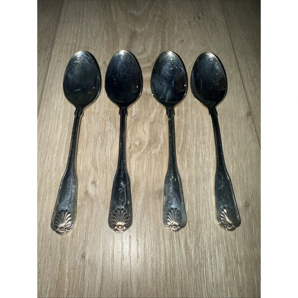 4 Vintage Teaspoons COVENTRY SHELL Retroneu Silverplate‎ flatware